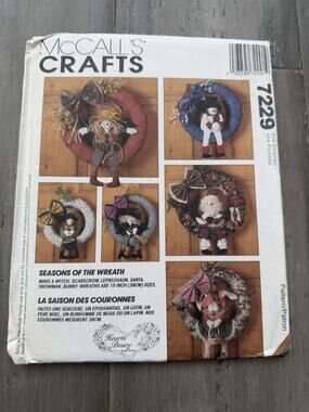 Vintage McCall’s Crafts Holiday Seasons of the Wreath decorating pattern 7229
